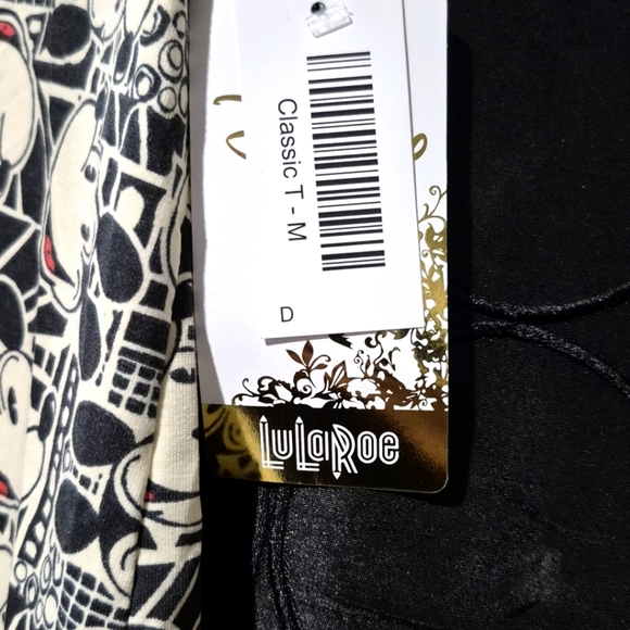 Disney Women's Black and Cream Graphic Top - Picture 2 of 4